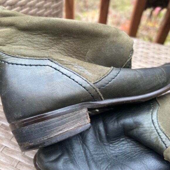 Santana Canada Shoes - Vintage Santana Canada Women's Heeled Boots - Olive Green